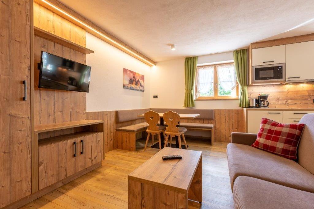 Apartment Edelweiss Sexten Exteriör bild